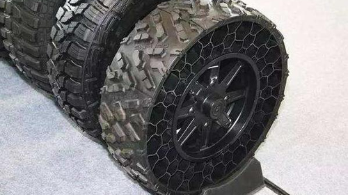 軍用輪胎